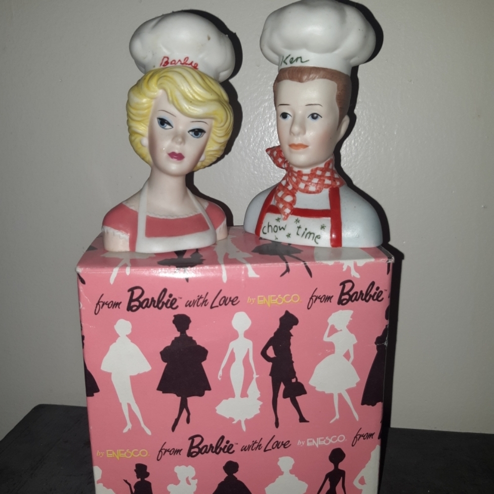 19arbie and ken vintage salt and pepper shakers